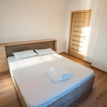 Delfin Apartament *