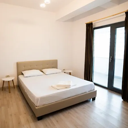 Delfin Apartament *